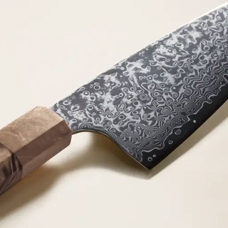 Is This a Sushi Knife? Single-bevel Knives v.s. Double-bevel Knives