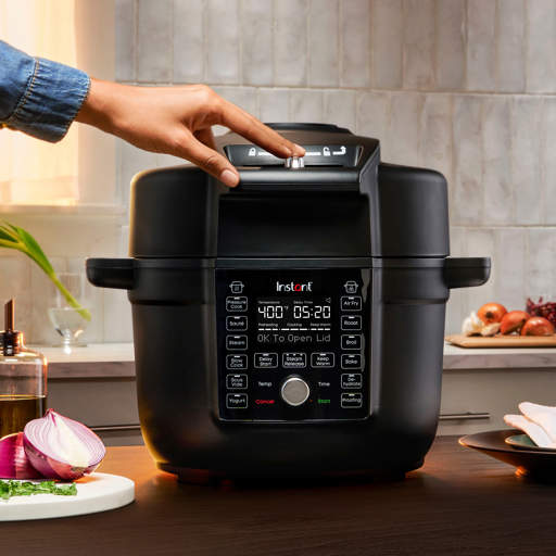 Can I wash Instant Pot Duo Crisp accessories in a dishwasher?